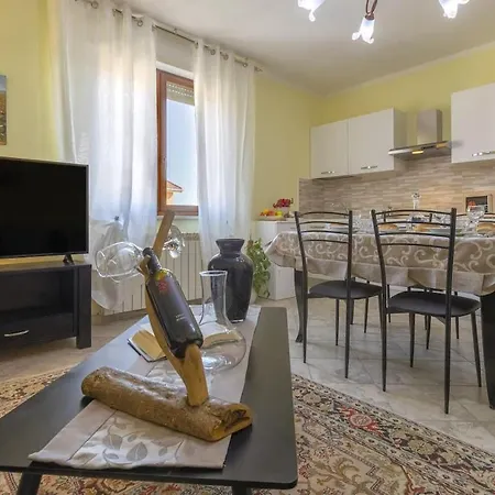 Apartment Casa Clara Uri